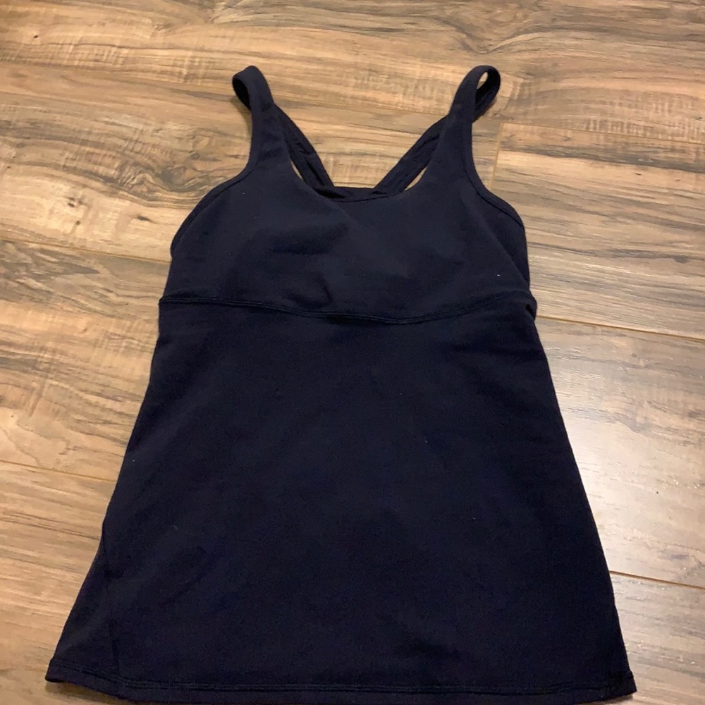 Lululemon tank top!